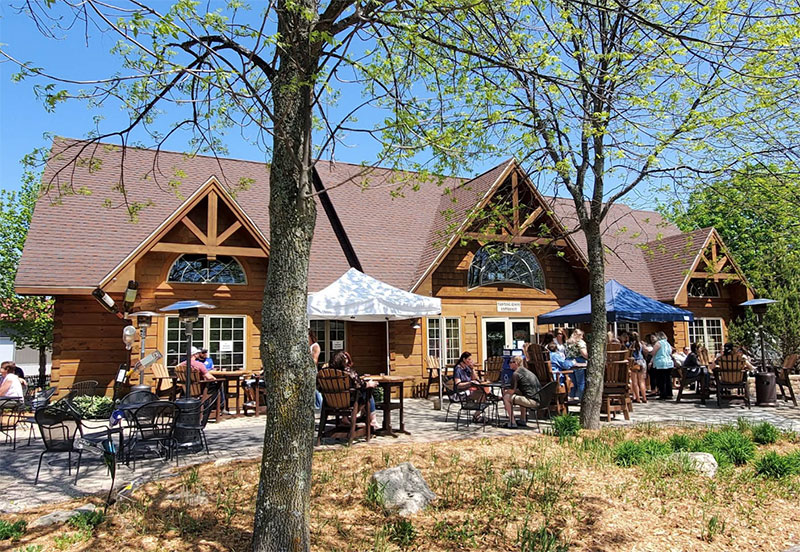 Harbor Ridge tasting room